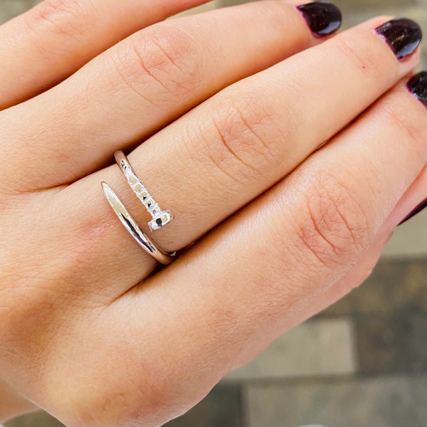 Nail Ring