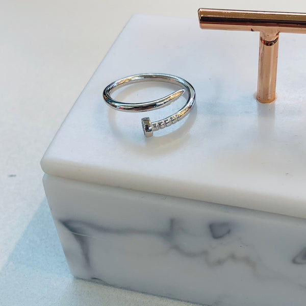 Nail Ring